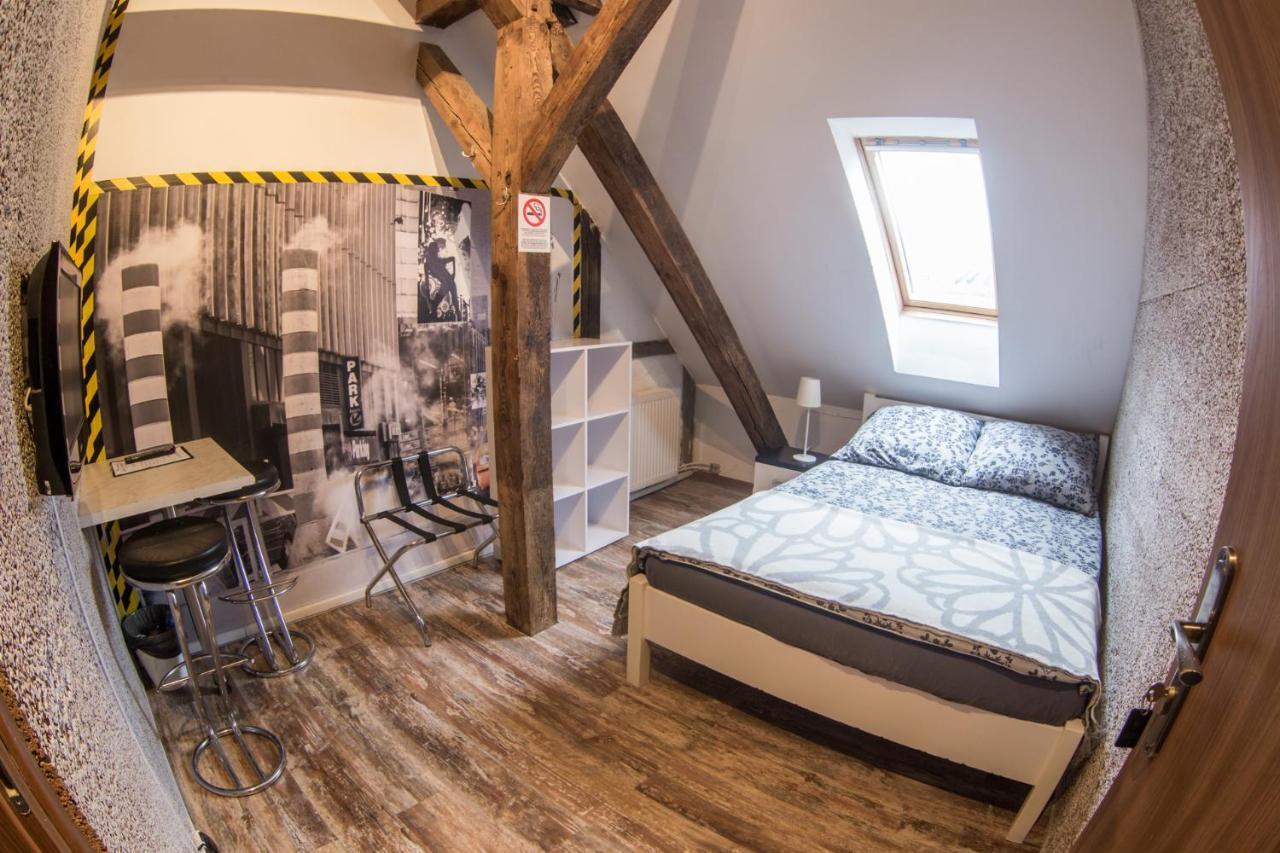 Hostel Fitness - Restauracja, Darmowy Parking I Silownia *